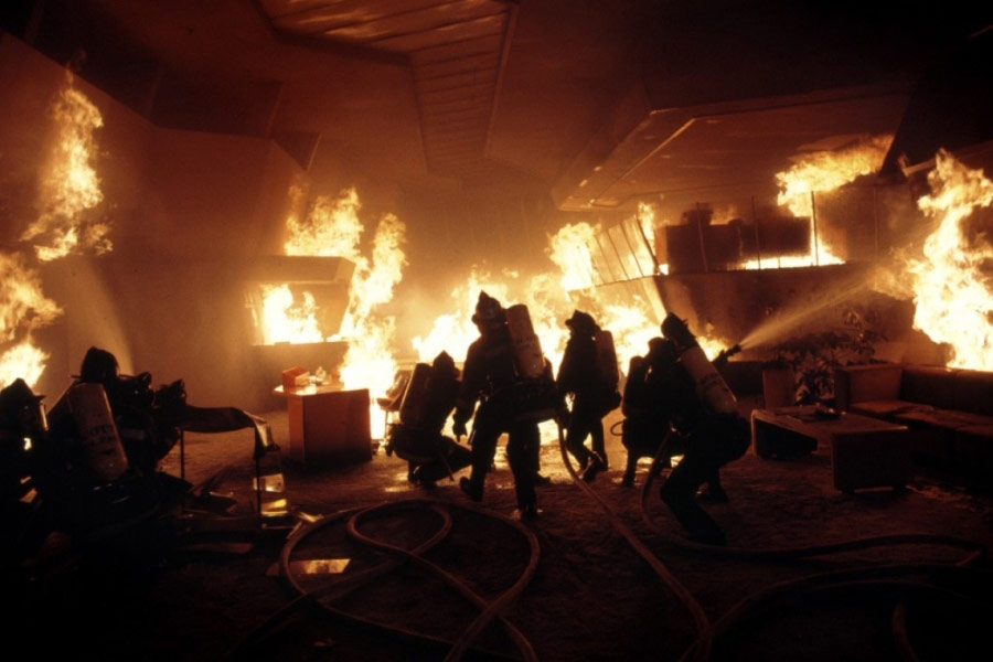 towering inferno film review