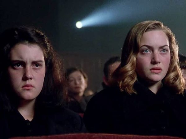 Heavenly Creatures (1994)