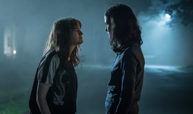 Joey King and Julia Goldani Telles in Slender Man (2018)