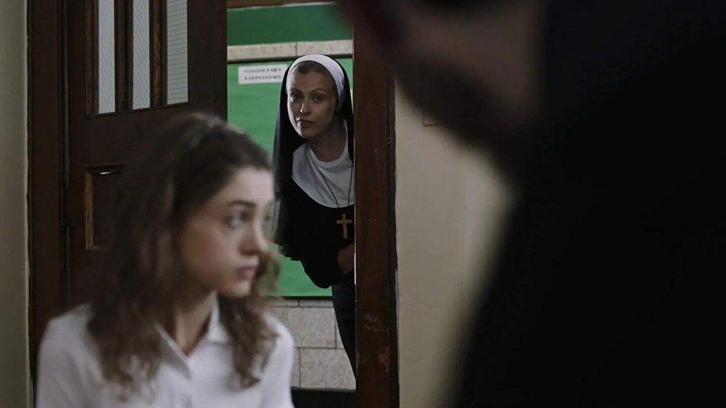 Yes, God, Yes (2019): A Sharp, Witty Coming-of-Age Tale with&nbsp;Heart25/09/24