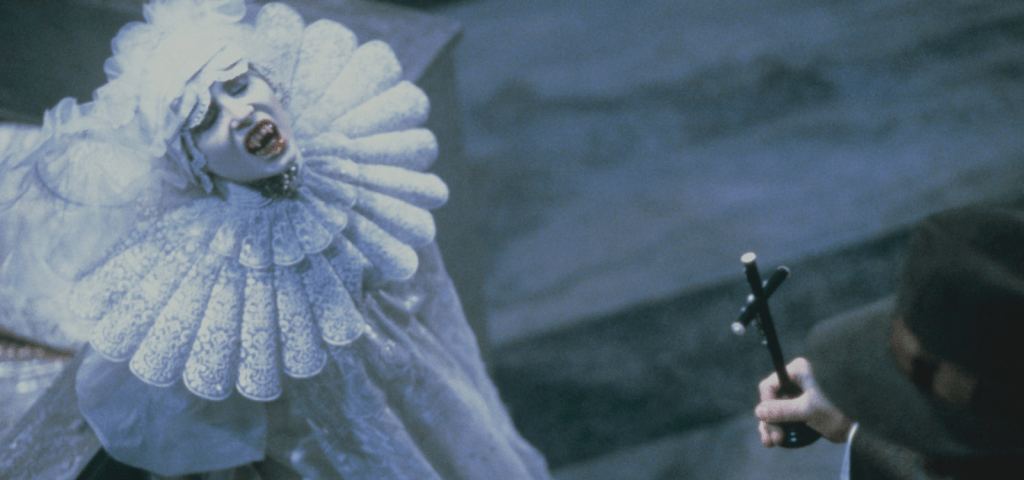 A Lush Gothic Masterpiece: Review of Bram Stoker’s Dracula&nbsp;(1992)